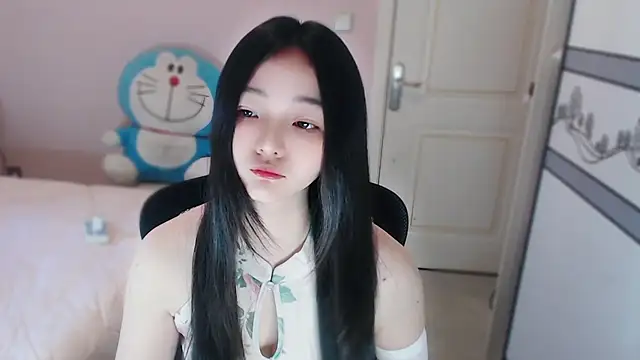 xiao-xiao-D online show from November 2025 05:20:01 AM