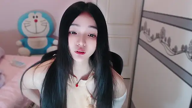 xiao-xiao-D online show from December 2025 08:44:01 AM