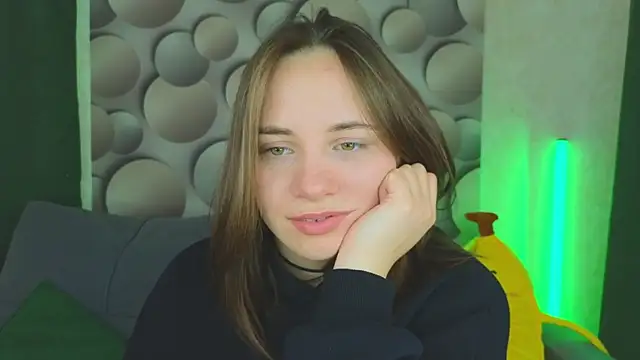 Cute smile sharon online show from March 2025 06:16:01 AM