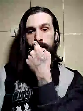 Snapshot of AxelColton chatting on February 2025 05:56:01 AM AxelColton online show from February 2025 05:56:01 AM