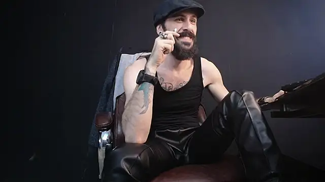 Snapshot of AxelColton chatting on February 2025 12:02:02 PM AxelColton online show from February 2025 12:02:02 PM