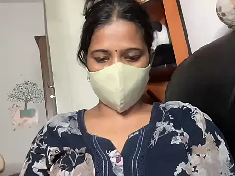 Tamil Sanjana  online show from October 2025 08:42:01 PM