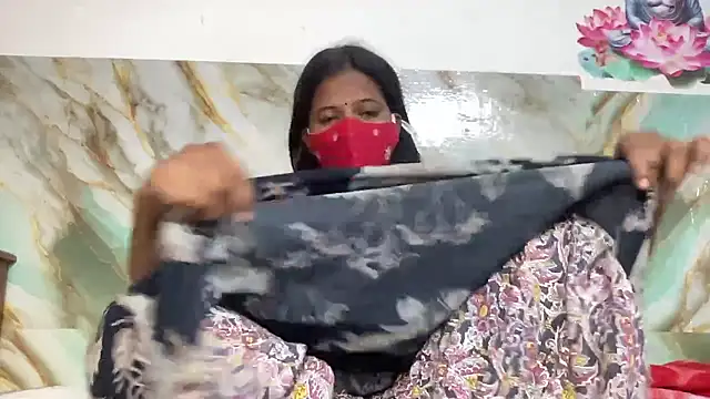 Tamil Sanjana  online show from January 2026 12:57:02 AM