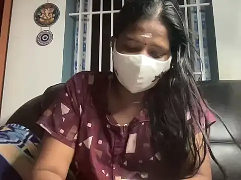 Snapshot of Tamil_Sanjana_ chatting on May 2026 04:44:02 PM Tamil Sanjana online show from May 2026 04:44:02 PM