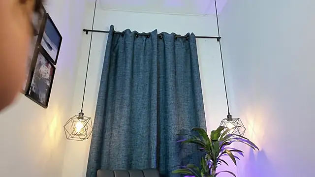 Snapshot of ashly__ms chatting on February 2025 12:28:01 PM ashly ms online show from February 2025 12:28:01 PM