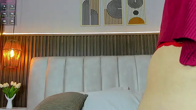 PerlaPreciosa online show from April 2026 04:01:01 AM