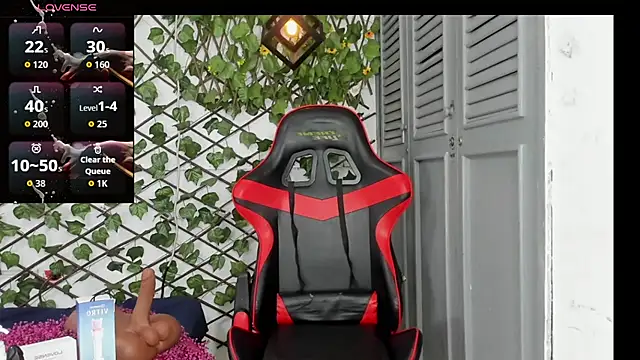 dani-lue online show from November 2025 12:17:01 PM