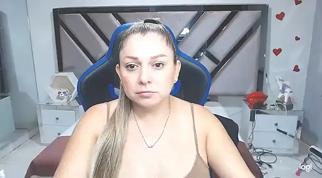 Snapshot of natalia5560 chatting on January 2025 01:32:02 PM natalia5560 online show from January 2025 01:32:02 PM
