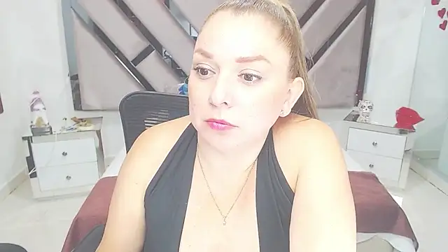 Snapshot of natalia5560 chatting on March 2025 01:59:02 PM natalia5560 online show from March 2025 01:59:02 PM