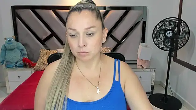 Snapshot of natalia5560 chatting on September 2025 12:37:02 PM natalia5560 online show from September 2025 12:37:02 PM