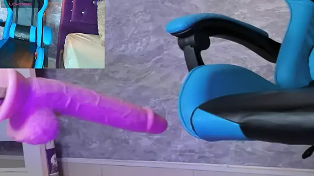 Little lili19 online show from February 2025 11:45:01 PM