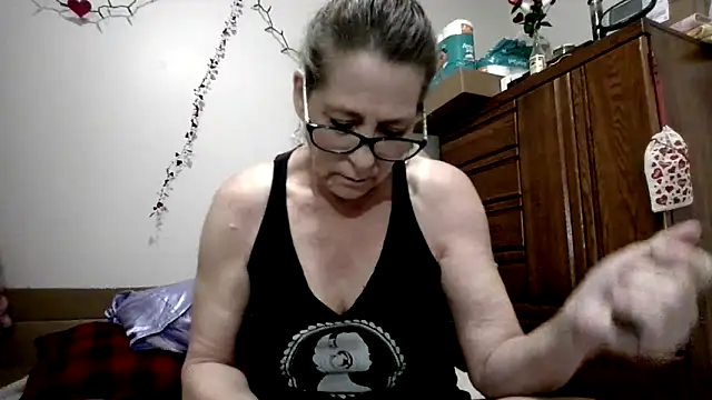 Snapshot of Keywest_Kate chatting on May 2026 11:45:01 PM Keywest Kate online show from May 2026 11:45:01 PM