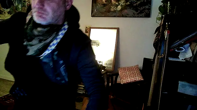 Snapshot of SilverandFox chatting on January 2025 06:05:01 PM SilverandFox online show from January 2025 06:05:01 PM