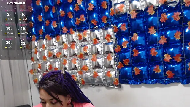 thaly funn online show from February 2025 04:18:02 AM