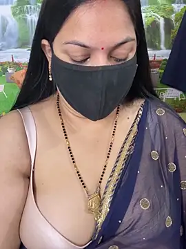 FlatVincy4 online show from November 2025 03:39:02 AM