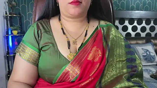 FlatVincy4 online show from February 2026 06:43:02 AM