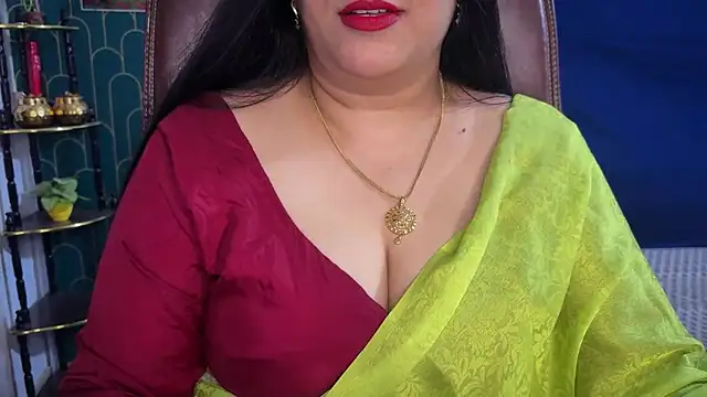 Snapshot of FlatVincy4 chatting on June 2026 07:29:02 AM FlatVincy4 online show from June 2026 07:29:02 AM