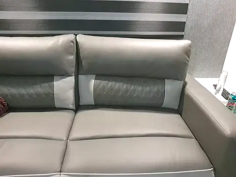 Wonderland Toes online show from February 2025 05:10:01 AM