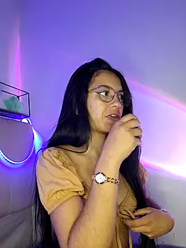 Rosita forever  online show from March 2025 01:07:01 PM