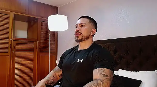 Luck Grey online show from February 2025 11:11:02 PM