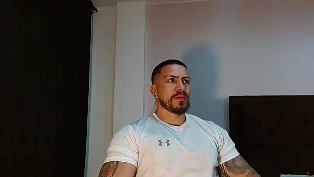 Luck Grey online show from March 2025 10:32:02 PM