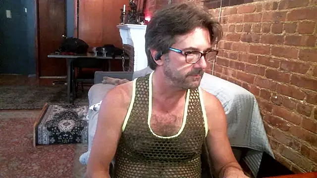 Johnny Bottoms online show from October 2025 05:24:01 PM