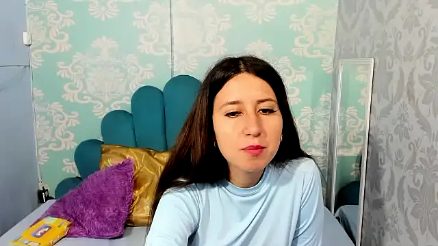 Snapshot of Valeria_grey69 chatting on January 2025 03:12:02 PM Valeria grey69 online show from January 2025 03:12:02 PM