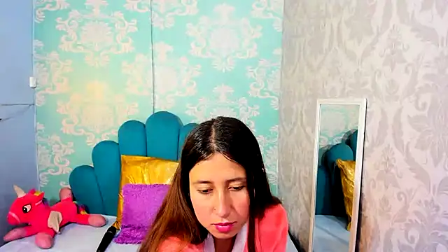 Snapshot of Valeria_grey69 chatting on January 2025 02:11:01 PM Valeria grey69 online show from January 2025 02:11:01 PM