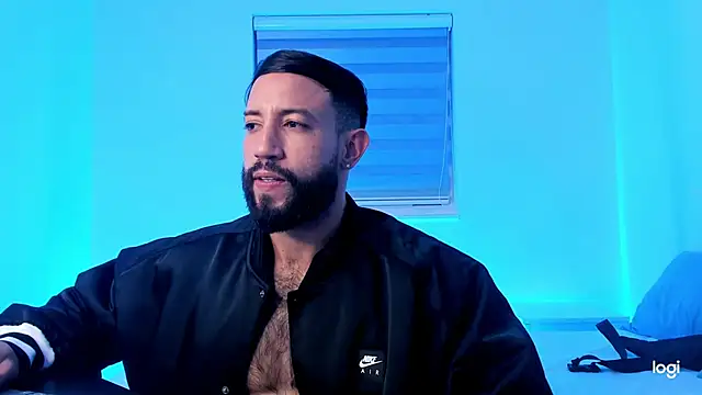 Snapshot of BradLeon_ chatting on March 2025 01:19:01 AM BradLeon online show from March 2025 01:19:01 AM