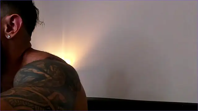 Snapshot of BradLeon_ chatting on September 2025 07:50:02 PM BradLeon online show from September 2025 07:50:02 PM