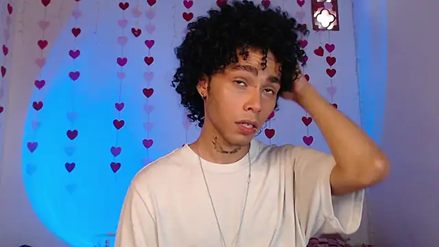 seven7xis online show from February 2025 08:31:01 PM