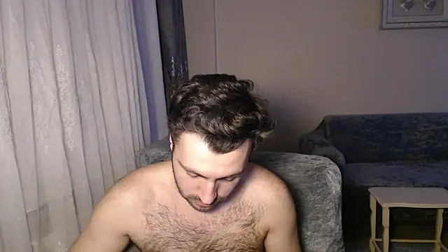 handsomeee04 online show from March 2026 10:04:02 PM