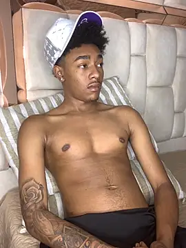 Snapshot of Boy_cock18 chatting on October 2025 04:52:01 PM Boy cock18 online show from October 2025 04:52:01 PM