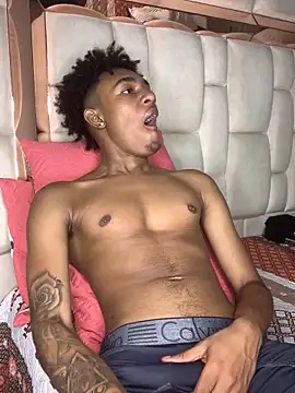 Snapshot of Boy_cock18 chatting on November 2025 01:17:01 AM Boy cock18 online show from November 2025 01:17:01 AM