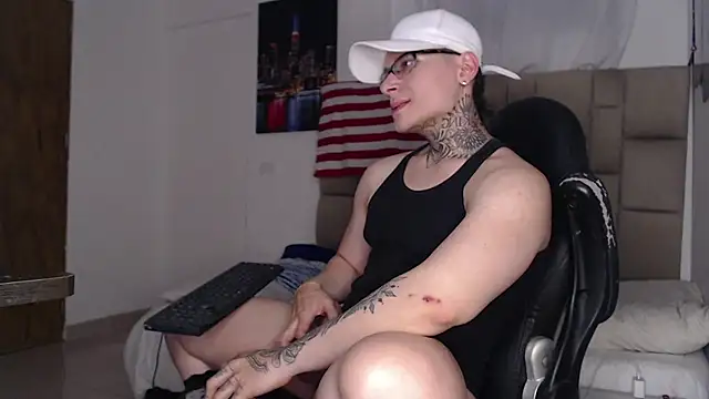 DennisWalkerr online show from December 2024 12:29:01 AM