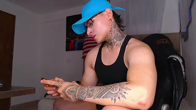 DennisWalkerr online show from March 2025 02:55:02 AM