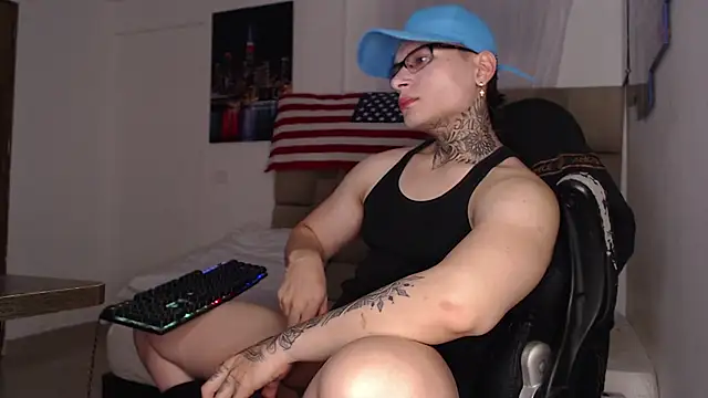 DennisWalkerr online show from March 2025 11:27:02 PM