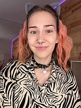 SashaMeow online show from July 2026 04:34:02 PM