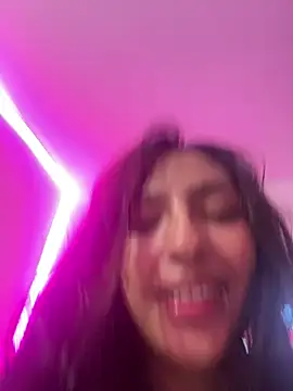 lauuraww online show from January 2025 09:08:01 AM