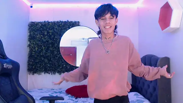 andy dan18 online show from March 2025 04:02:01 PM