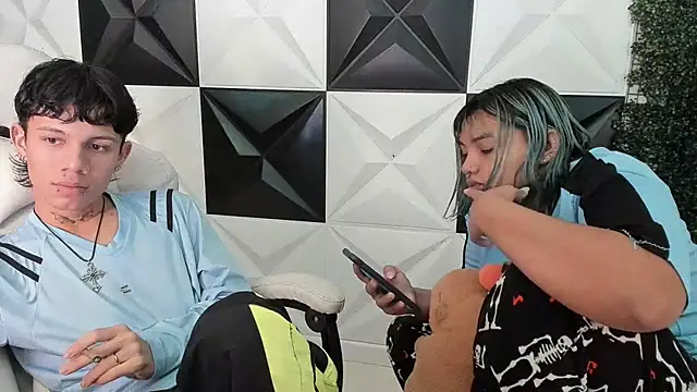 andy dan18 online show from December 2025 08:13:01 PM