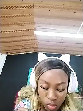 nikkystorm1  online show from February 2025 02:14:02 PM