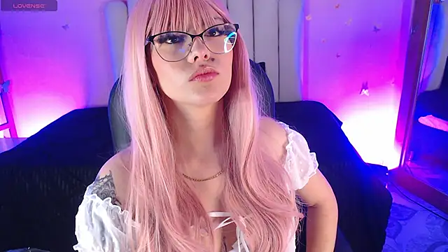 Sweetlu gh online show from November 2025 10:19:01 PM