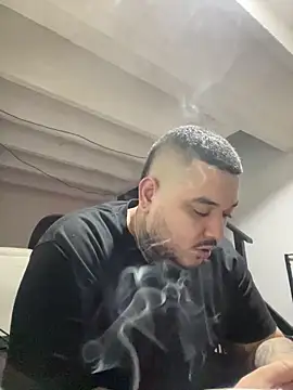 El Titan1998 online show from December 2024 11:13:02 PM