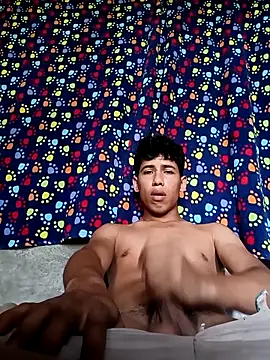 Snapshot of Andres123cv chatting on October 2025 03:54:01 PM Andres123cv online show from October 2025 03:54:01 PM