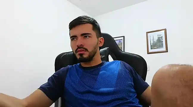 Massimoo 07 online show from December 2024 06:43:02 PM