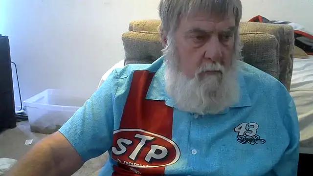 viejo oso online show from June 2026 05:55:02 AM