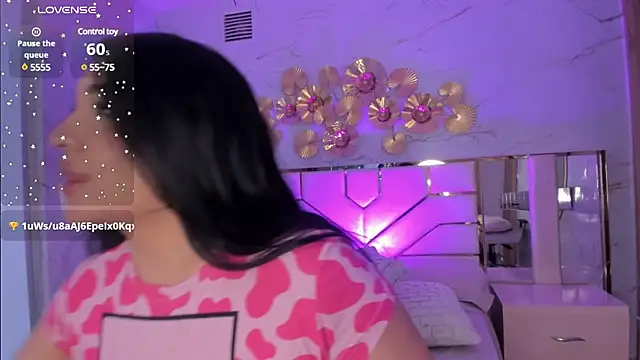 stefany duque1  online show from December 2024 10:06:02 PM