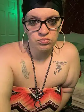 cloudy couple444 online show from October 2025 06:32:02 AM