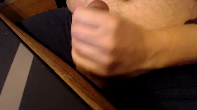 Snapshot of mob0e chatting on January 2025 05:37:02 PM mob0e online show from January 2025 05:37:02 PM